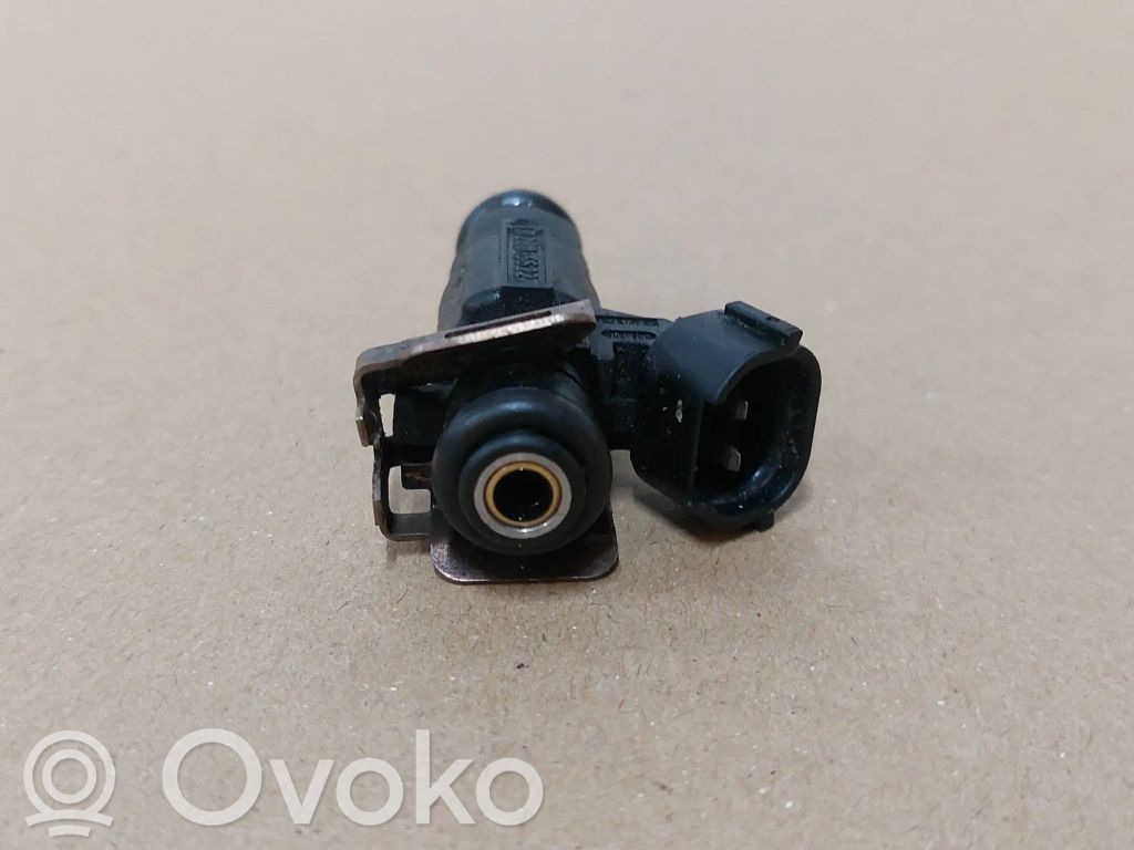 Sprausla (-i)   07C906031B
