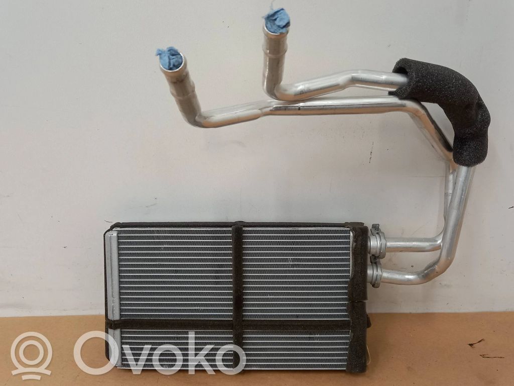 Porsche Cayenne (9Y0 9Y3) Pečiuko radiatorius 