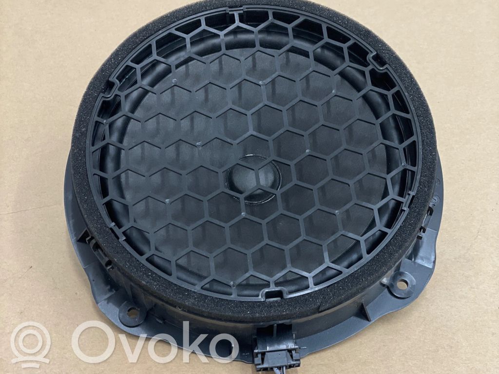 Audi A3 S3 8V Front door high frequency speaker 