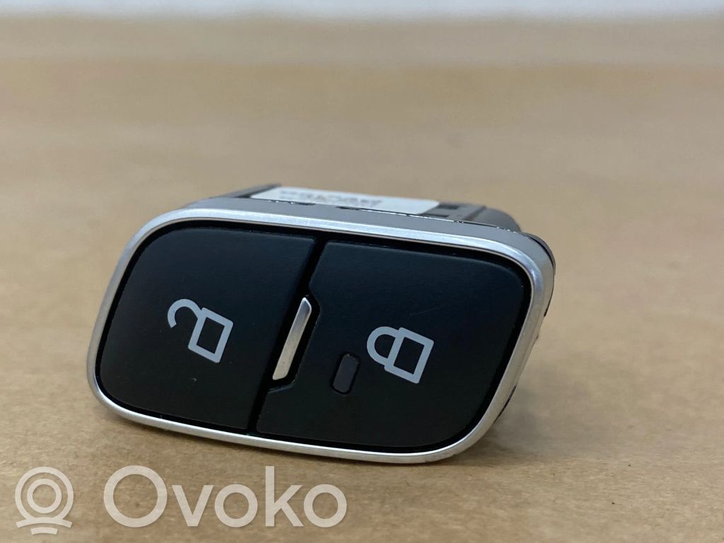 Ford Fiesta Central locking switch button 