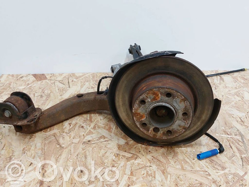 BMW Z4 E85 E86 Galinės važiuoklės komplektas 
