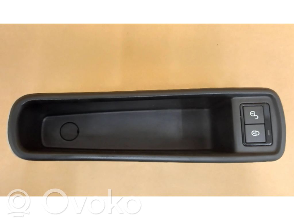 Central locking switch button   GX7322634AAW,M637M