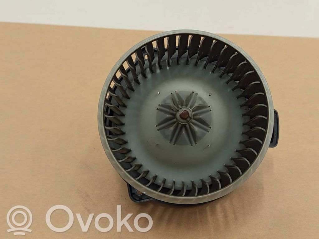 BMW Z4 E85 E86 Mazā radiatora ventilators 