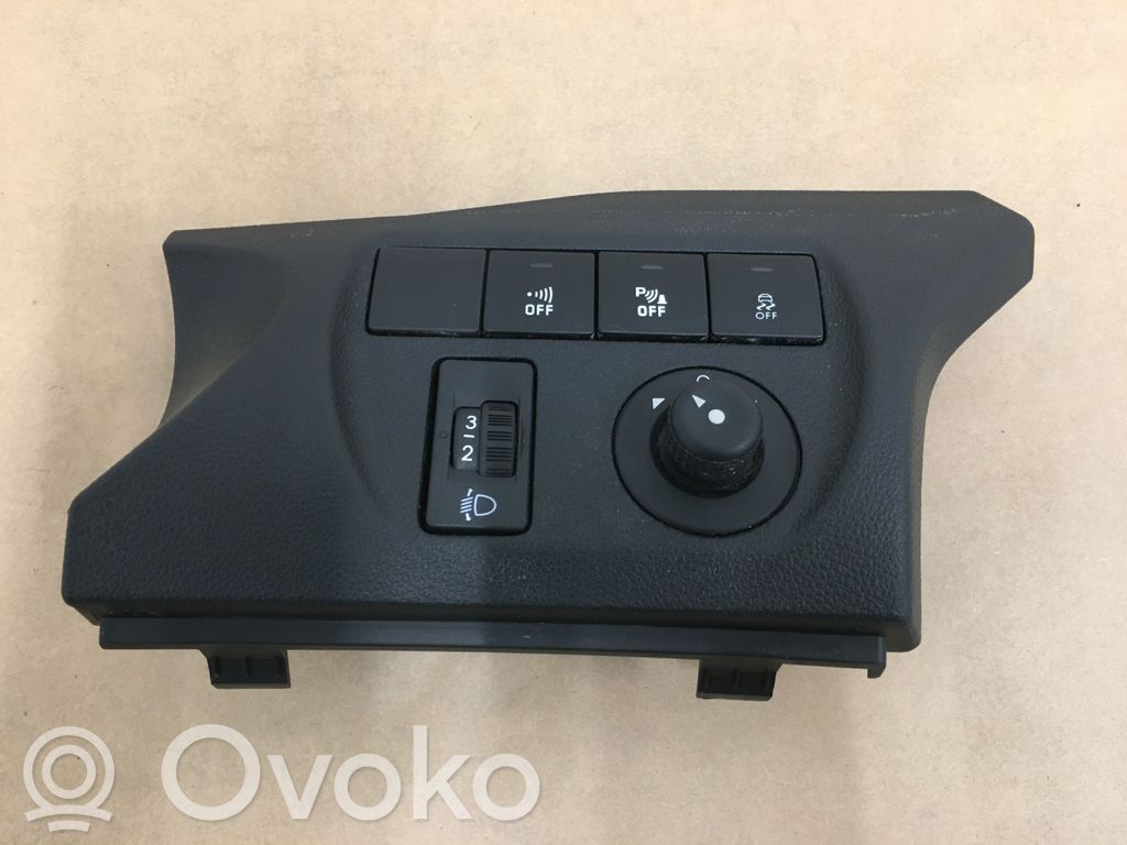Headlight level height control switch   9675113977