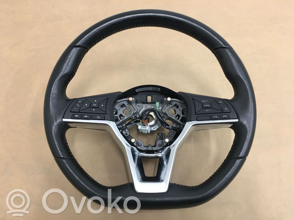 Nissan Micra K14 Ohjauspyörä 