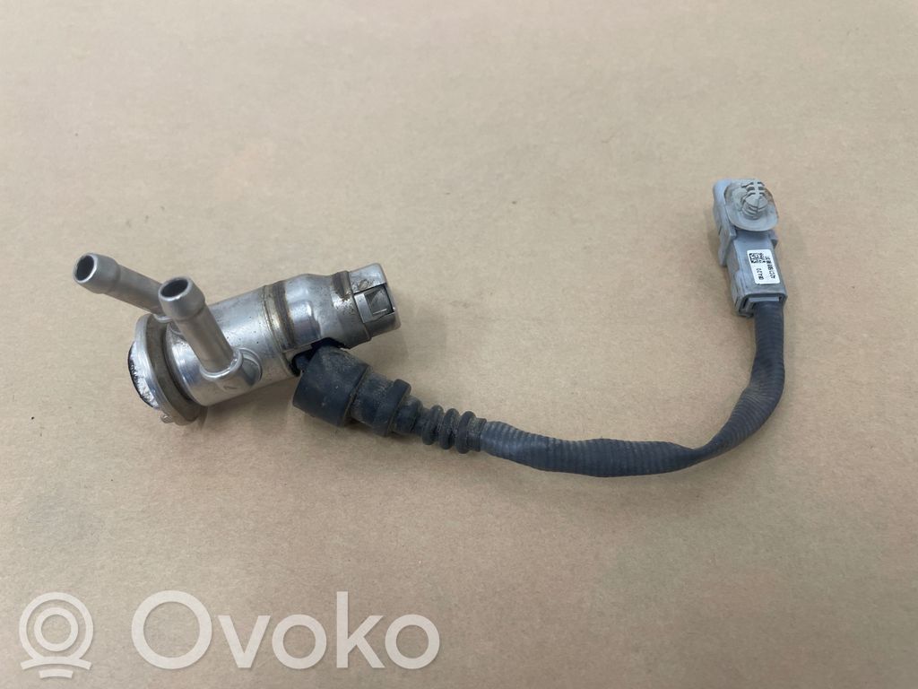 Mercedes-Benz E C207 W207 Inyector de AdBlue 