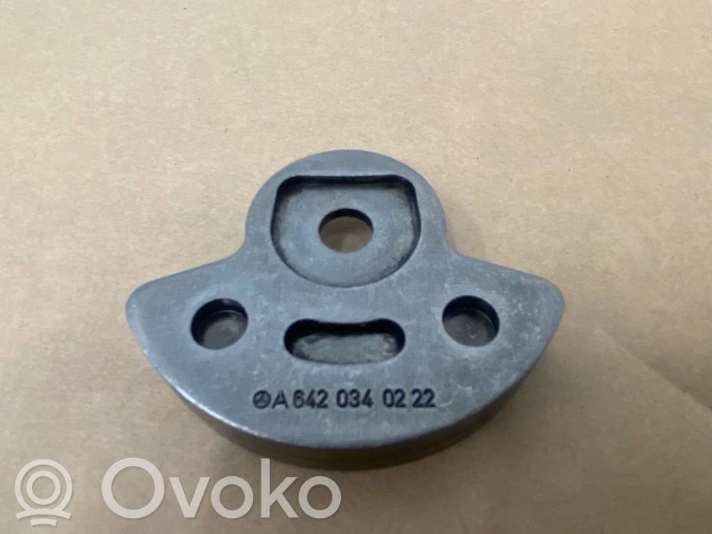 Mercedes-Benz E C207 W207 other engine part 