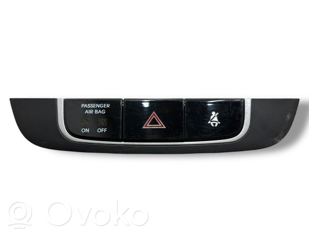 Hyundai ix35 Botón interruptor de luz de peligro 