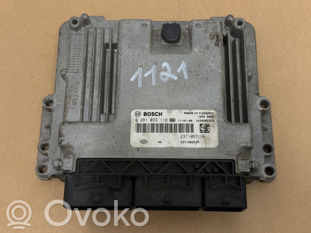 Renault Clio IV Engine control unit/module 