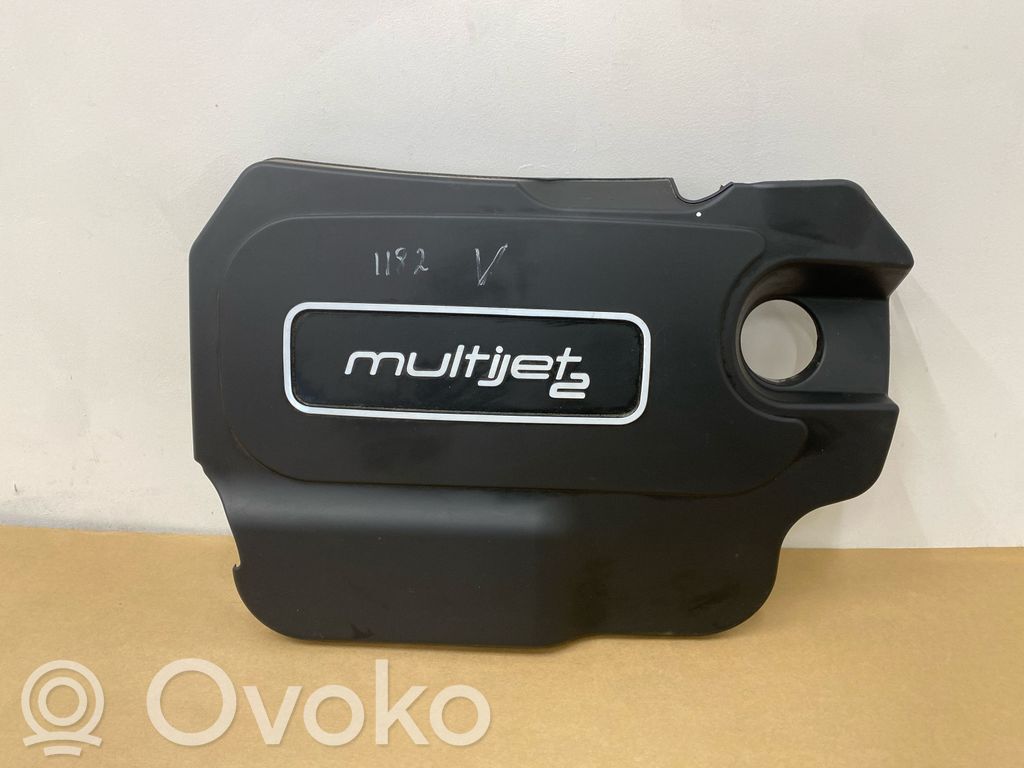 Fiat 500X Couvercle cache moteur 