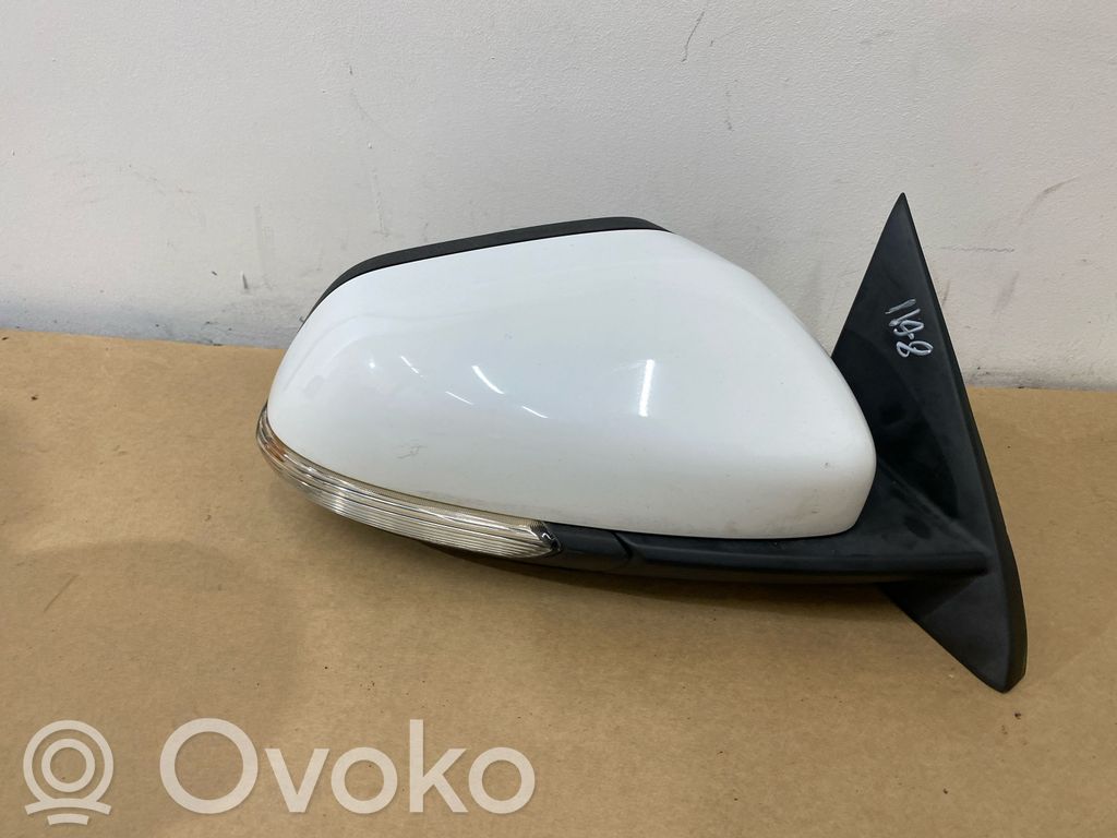 MG ZS Front door electric wing mirror 
