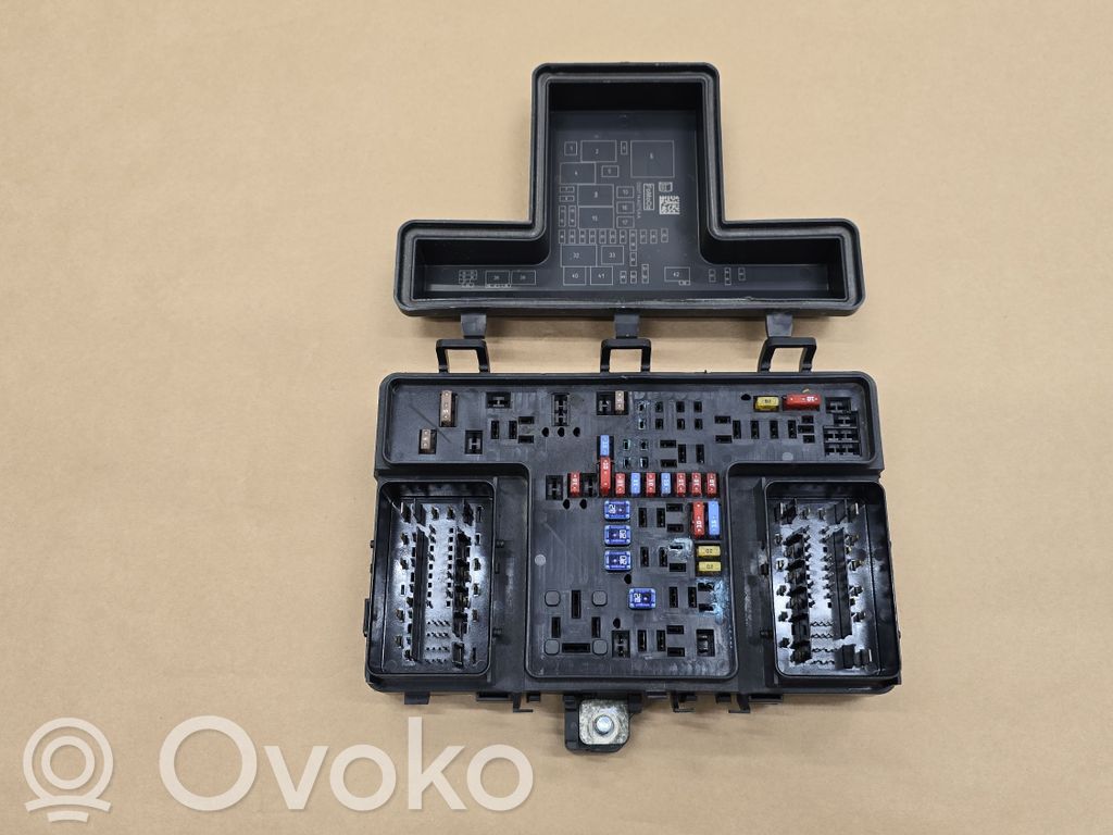 Ford Mondeo MK V Katvealueen valvonnan ohjainlaite (BSM) 