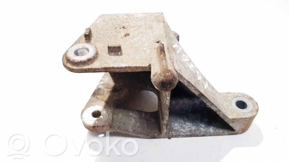Saab 9-3 Ver2 Engine mounting bracket 
