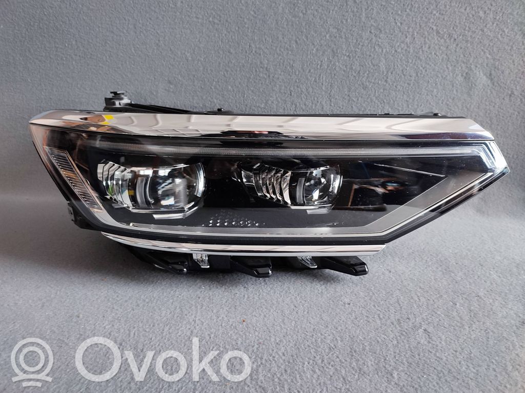 Lampa przednia   9000VF20AL68,90175145,3G1941082T