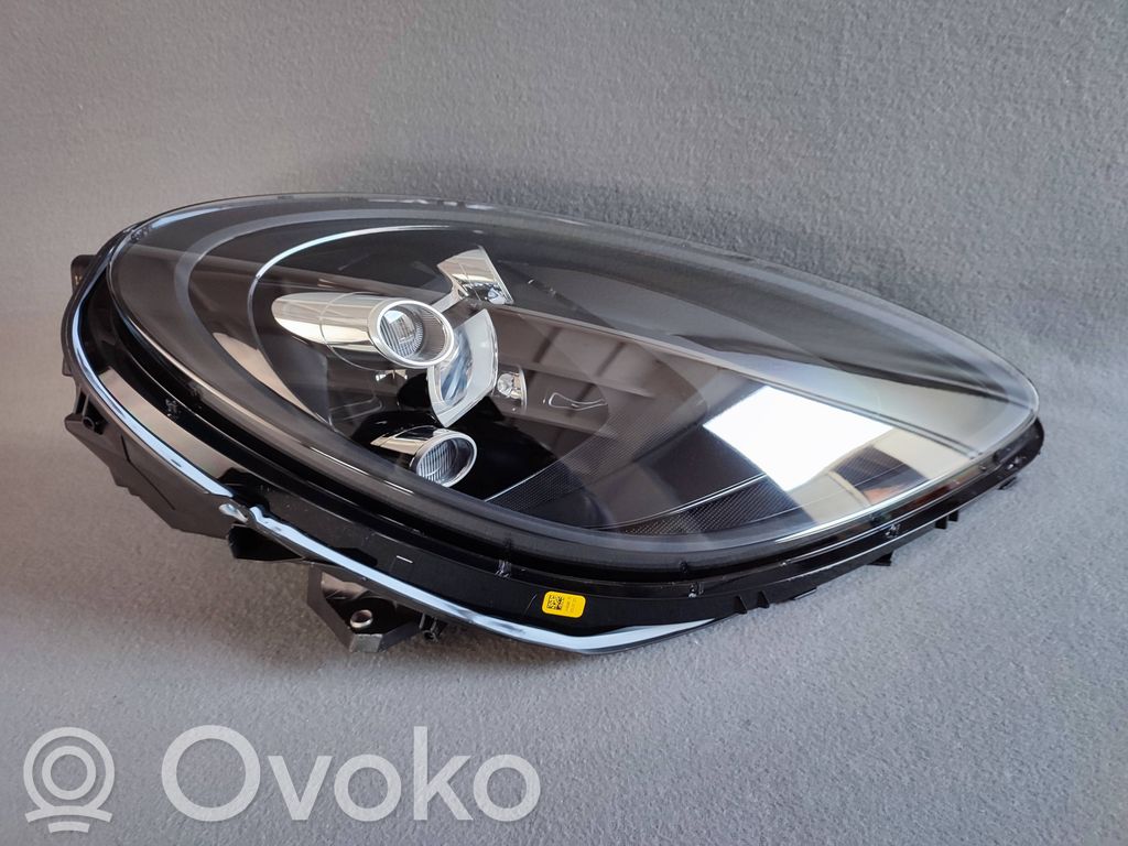 Porsche Cayenne (9Y0 9Y3) Lampa tylna 