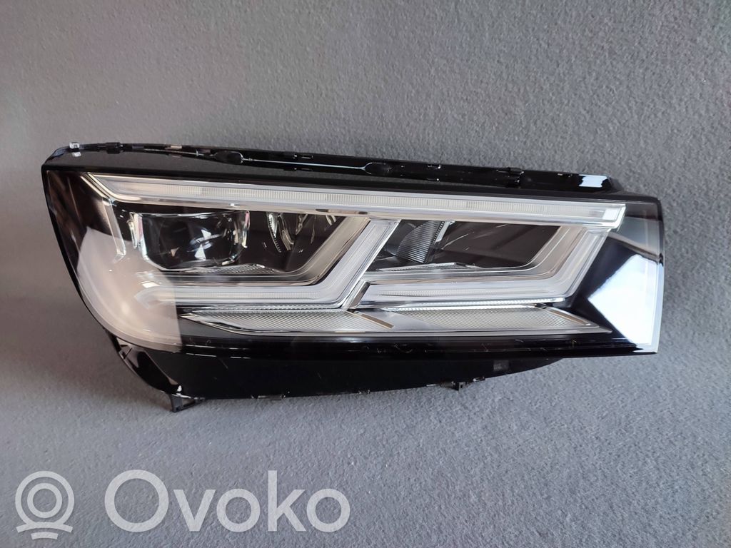 Audi Q5 SQ5 FY Lampa przednia 
