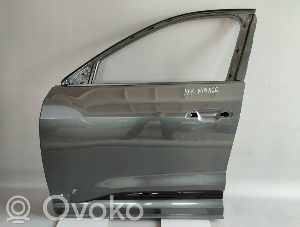 Audi e-tron Front door 