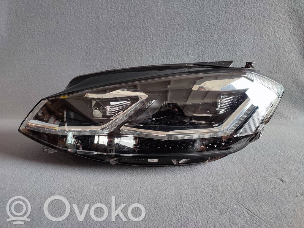 Volkswagen Golf VII Scheinwerfer 