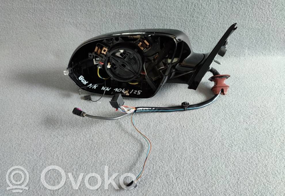 Audi A8 S8 D4 4H Elektryczne lusterko boczne drzwi przednich 