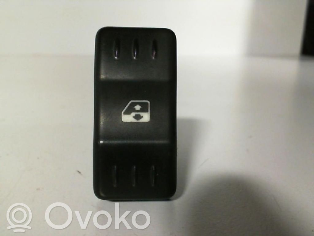 Dacia Logan I Electric window control switch 