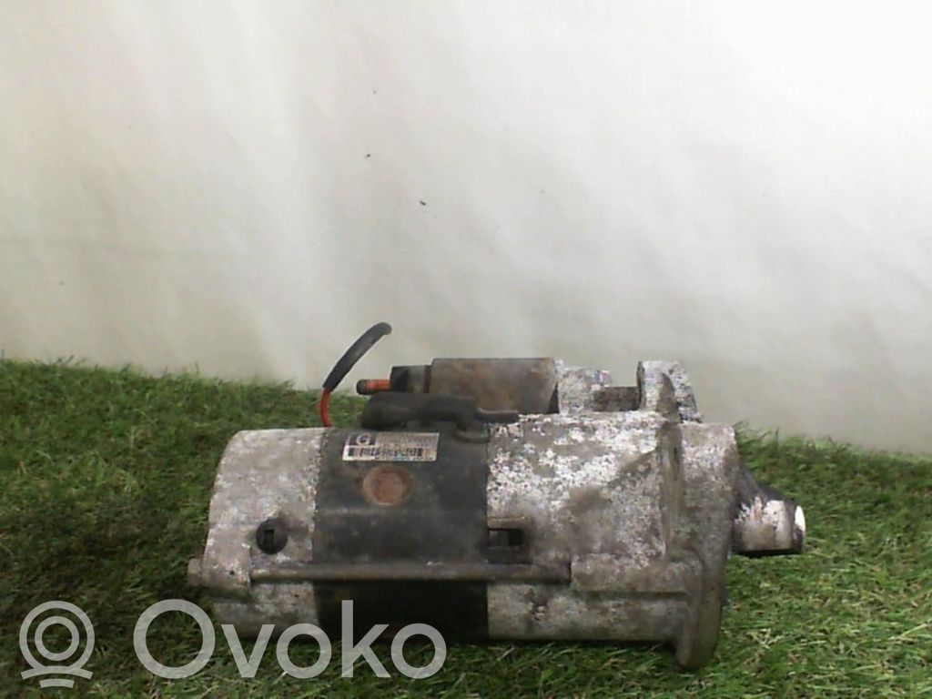Starter motor   RF5C18400