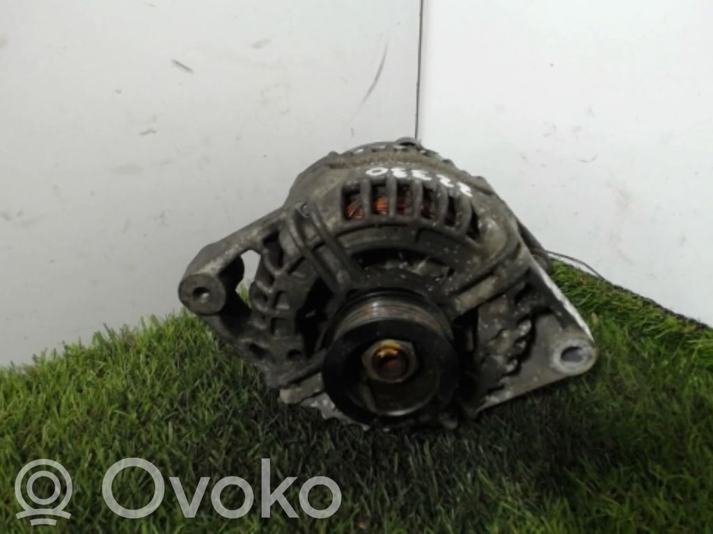 Opel Zafira A Ģenerators 