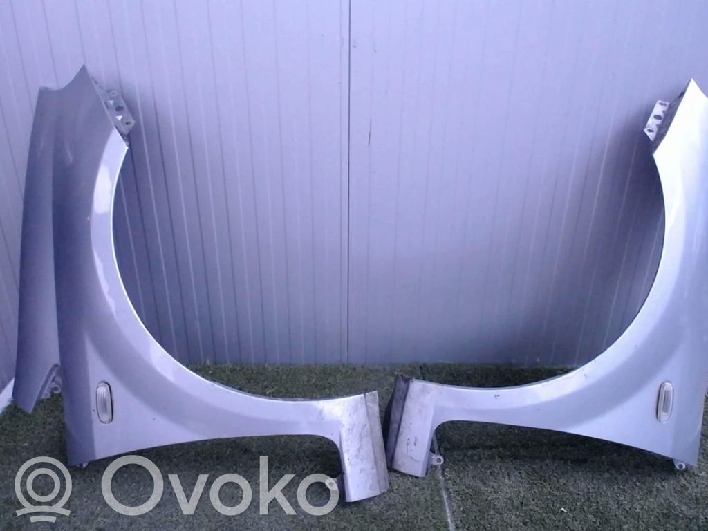 Fiat Grande Punto Błotnik przedni 