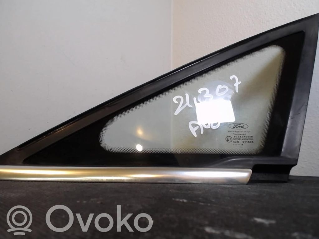 Ford C-MAX II Front triangle window/glass 