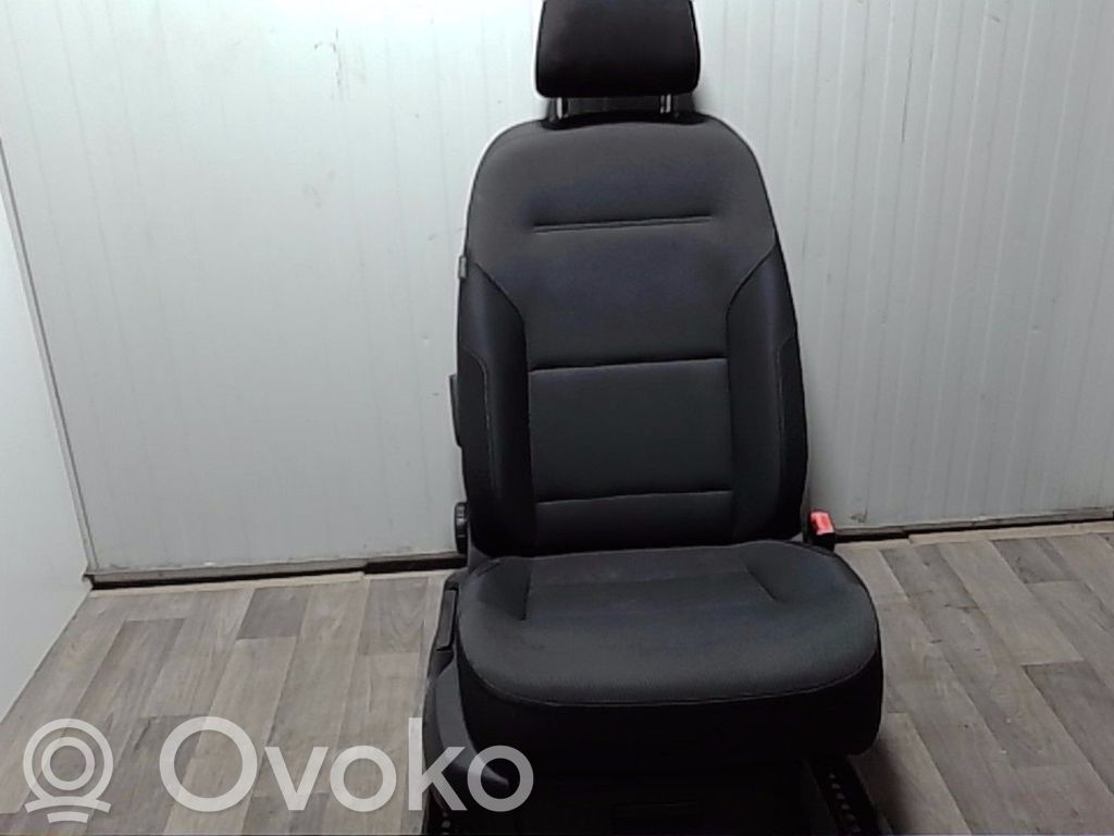 Volkswagen Golf VII Fotel przedni pasażera 