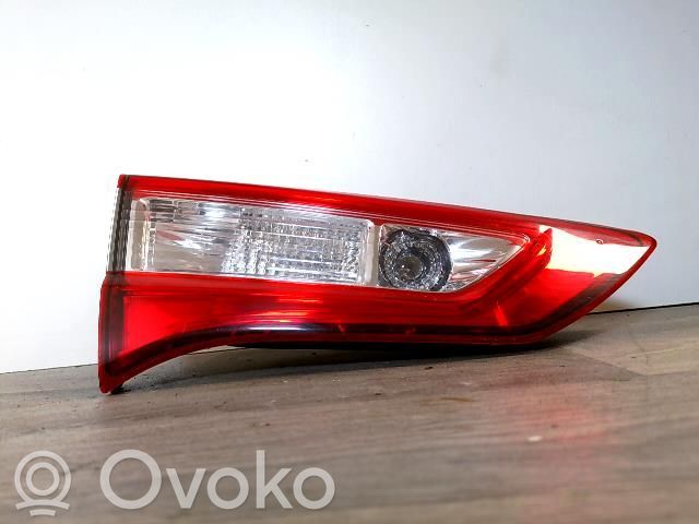 Toyota Yaris Takaluukun takavalot 