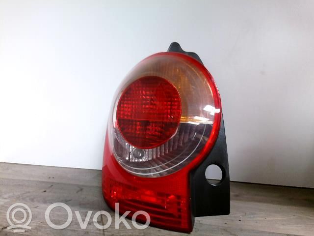Rear/tail lights   8200538786