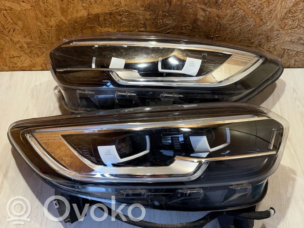 Renault Kadjar Lampy przednie / Komplet 