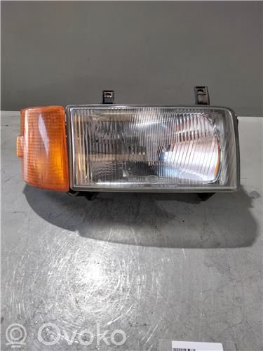 Volkswagen Transporter - Caravelle T3 Priekinis žibintas 
