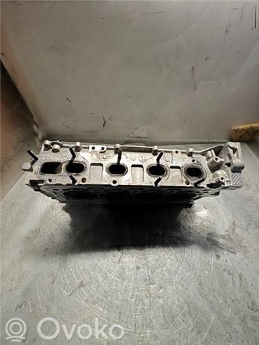 Engine head   RFHG9Q6090AB