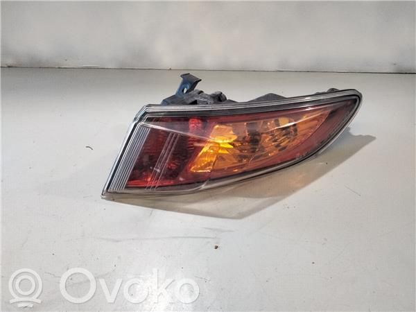 Honda Civic Rear tail light bulb 