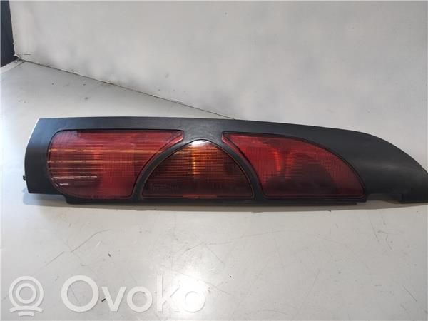 Renault Kangoo I Takavalon polttimo 