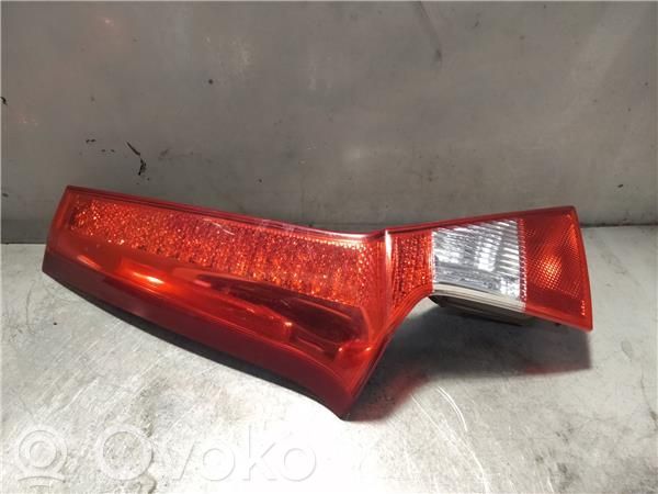 Volvo XC70 Rear tail light bulb 