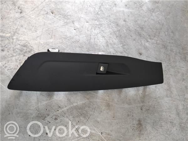 Peugeot 308 Electric window control switch 