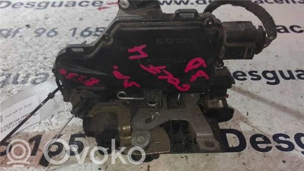 Volkswagen Golf V Priekšpusē slēdzene 