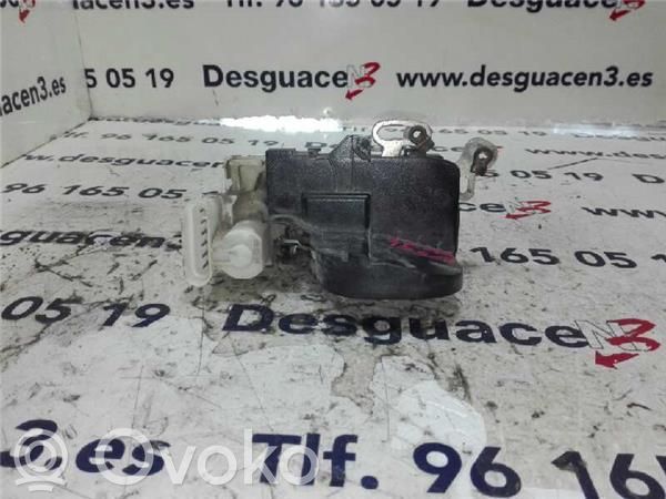 Alfa Romeo 147 Priekšpusē slēdzene 