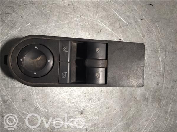 Opel Astra H Electric window control switch 