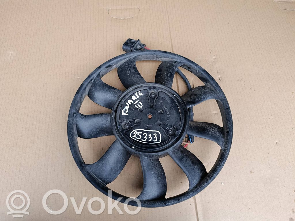 Volkswagen Touareg III Elektrinis radiatorių ventiliatorius 