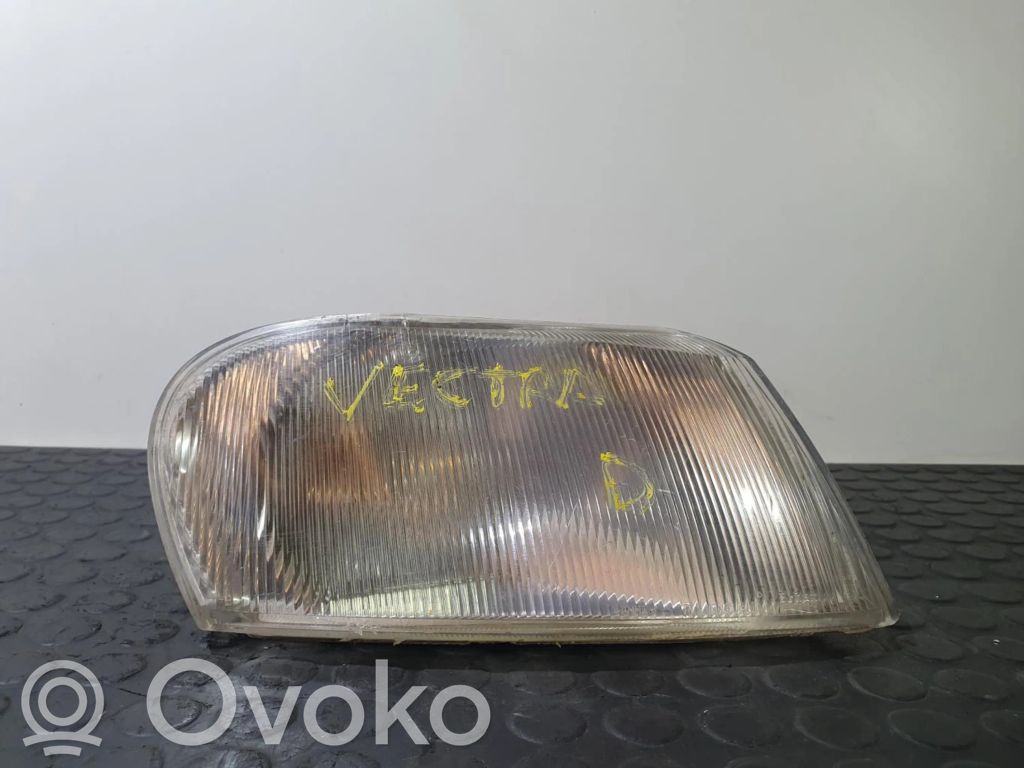 Opel Vectra B Front indicator light 
