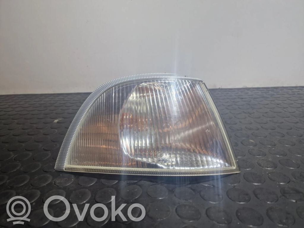 Volvo S40, V40 Kierunkowskaz przedni 