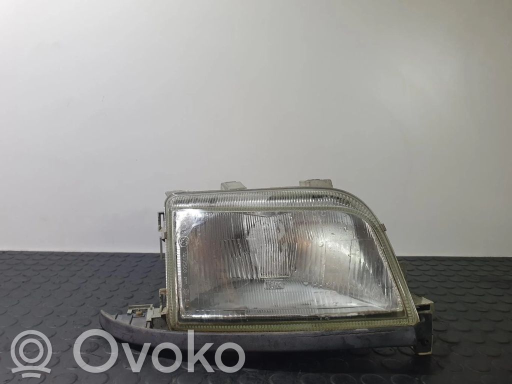 Renault Clio I Scheinwerfer 