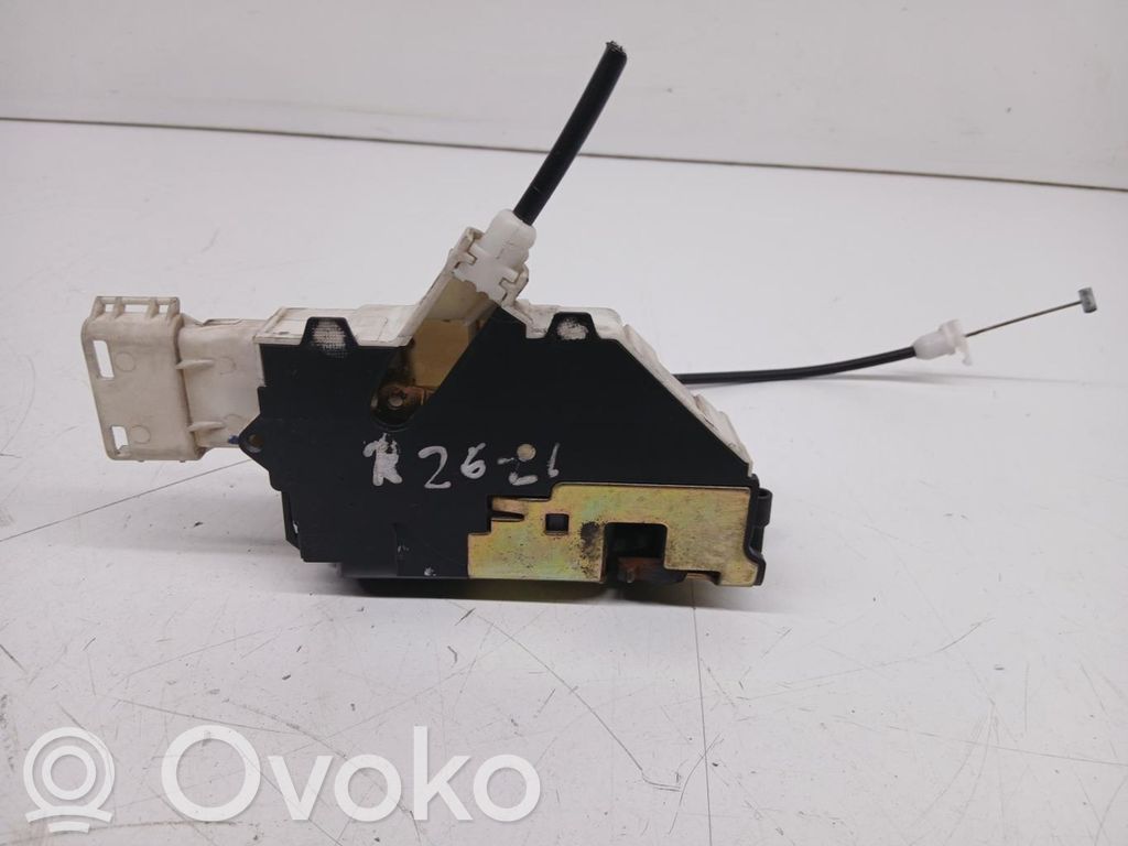 Citroen C4 I Etuoven lukko 