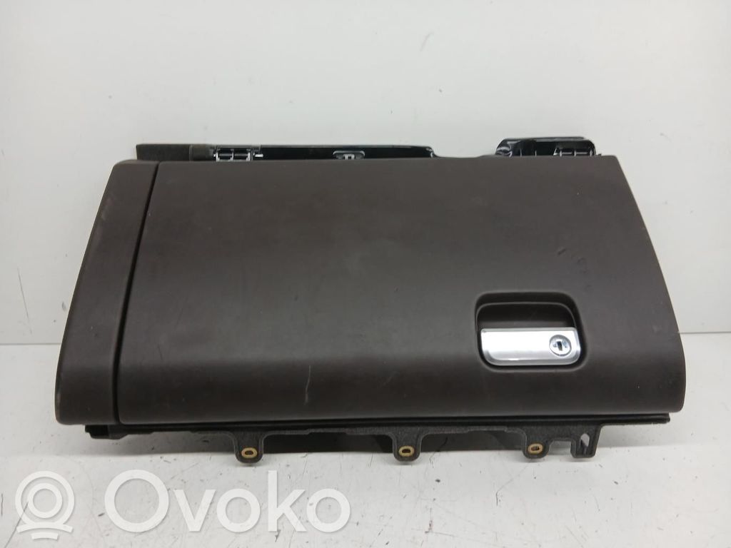 Porsche Cayenne (92A) Daiktadėžė 