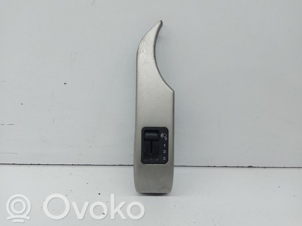 Interruptor de luz   YUT500010PUY