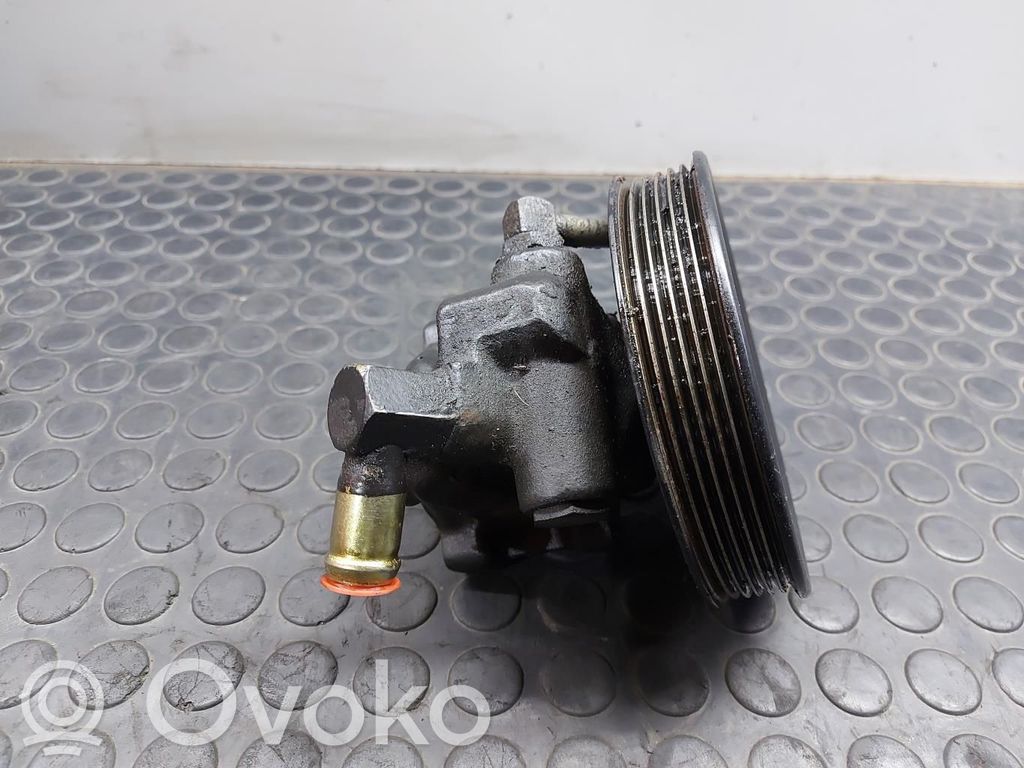 Ohjaustehostimen pumppu   91SF3A733AA