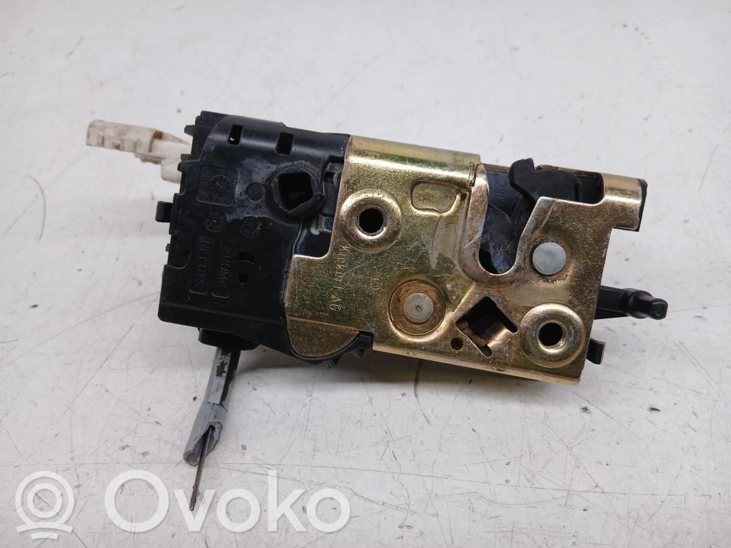 Citroen C4 I Etuoven lukko 